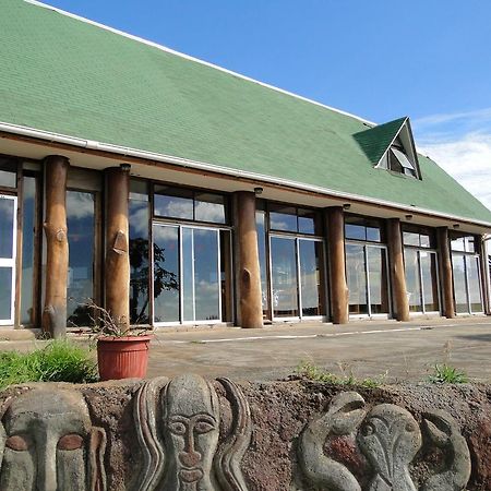 Tupa Hotel Hanga Roa Exterior foto